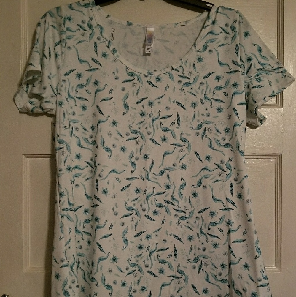 LuLaRoe Classic T